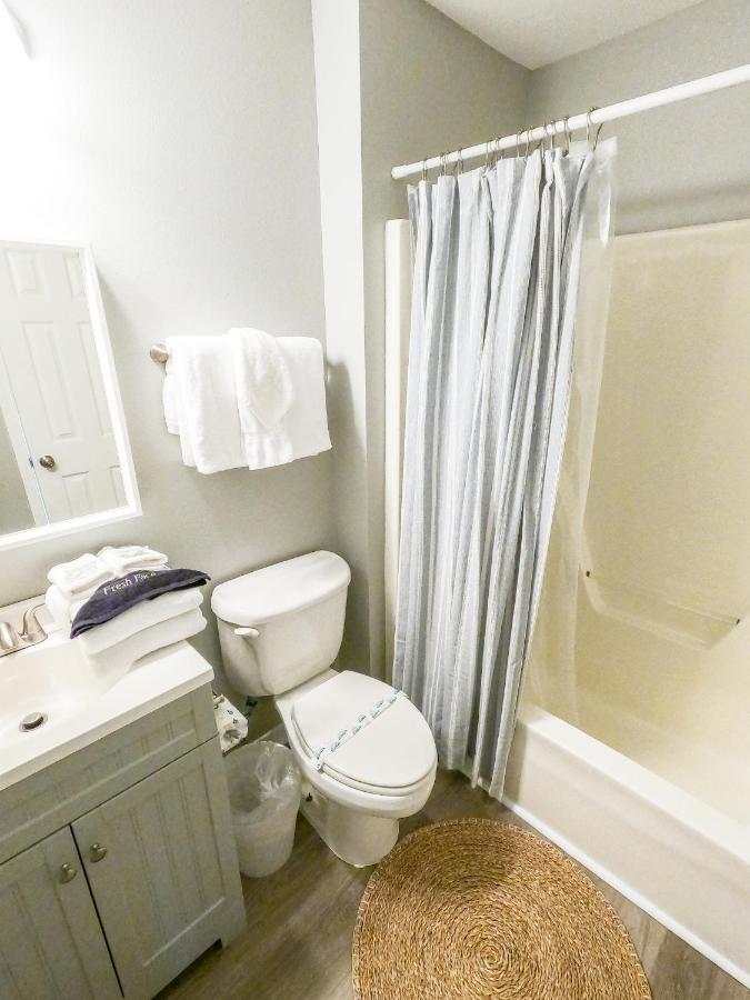 Duplex Allows For One Or Both Sides To Be Rented! Suitable For Small Or Large Families! غولف شورز المظهر الخارجي الصورة